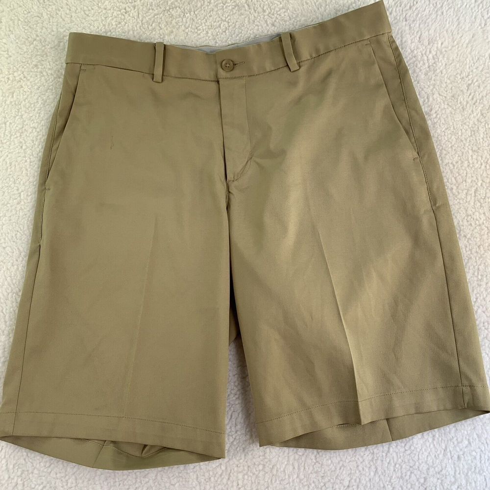 Nike Mens Golf Shorts Dri-Fit Size 32 M  Beige Flat Front Logo Back Pocket Sport